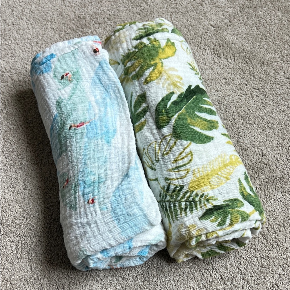 Leaf and Ocean Print Baby Muslin Cotton Blanket Set